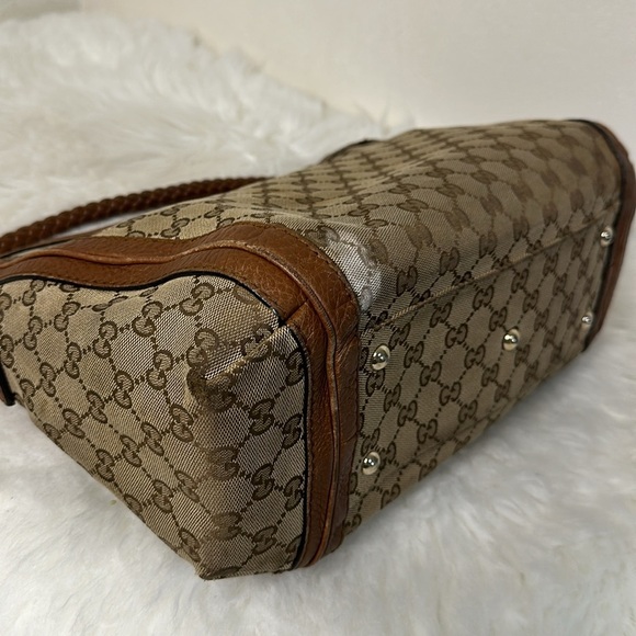 💯Authentic Gucci Hobo Style Handbag🍀 - Picture 15 of 16